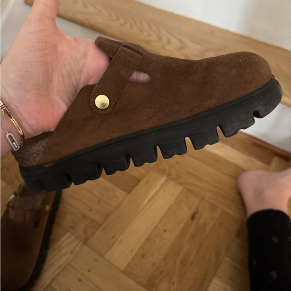 Birkenstock Boston Chunky Clogs in Dark Tea - Picture 6 of 8